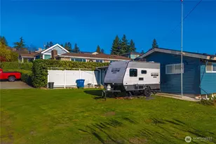 304 S 213th St, Des Moines, WA 98198 - Photo 35