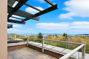 71 Pine St, Edmonds, WA 98020 - Photo 21