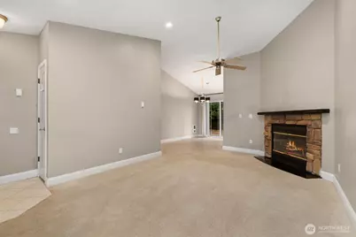 4909 38th Street NE, Tacoma, WA 98422 - Photo 5