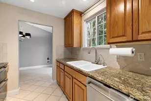 4909 38th St NE, Tacoma, WA 98422 - Photo 11