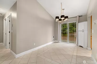 4909 38th Street NE, Tacoma, WA 98422 - Photo 7