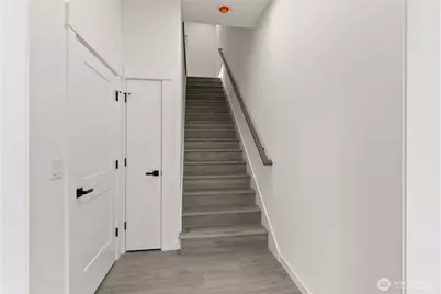 1926 S Washington Street #B206, Tacoma, WA 98405 - Photo 7