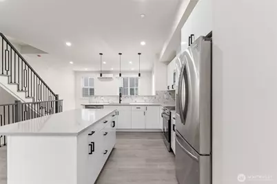 1926 S Washington Street #B206, Tacoma, WA 98405 - Photo 11