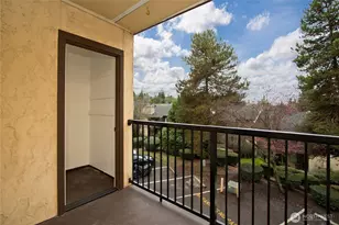 12525 NE 145th Pl, Kirkland, WA 98034 - Photo 19