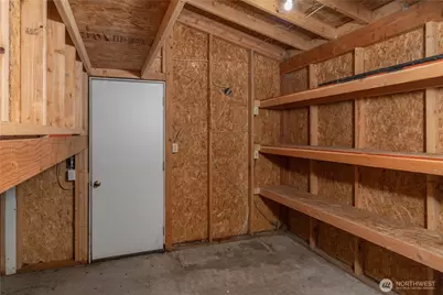 970 NE Saturn Lane, Bremerton, WA 98311 - Photo 27