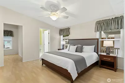 970 NE Saturn Lane, Bremerton, WA 98311 - Photo 11