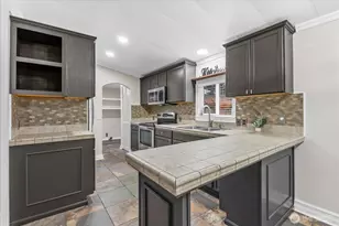 7701 Hardeson Rd, Everett, WA 98203 - Photo 19