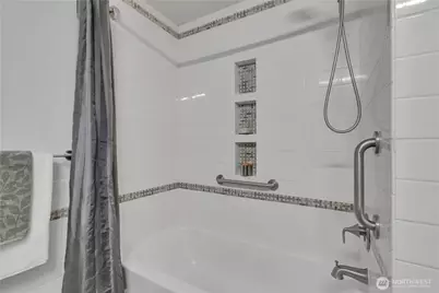 10909 SE 236th Street, Kent, WA 98031 - Photo 23