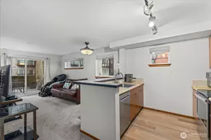 12334 31st Ave NE, Seattle, WA 98125 - Photo 3