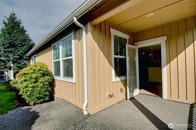 800 Farmington Drive #6, Burlington, WA 98233 - Photo 17