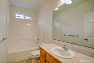 800 Farmington Dr, Burlington, WA 98233 - Photo 29