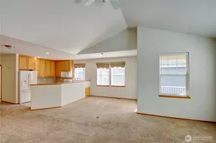 800 Farmington Dr, Burlington, WA 98233 - Photo 9