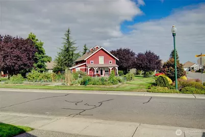 800 Farmington Drive #6, Burlington, WA 98233 - Photo 35