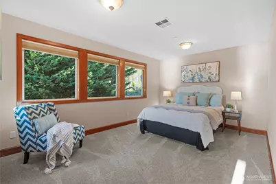 20619 NE 16th Street, Sammamish, WA 98074 - Photo 27