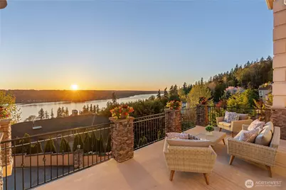 20619 NE 16th Street, Sammamish, WA 98074 - Photo 31