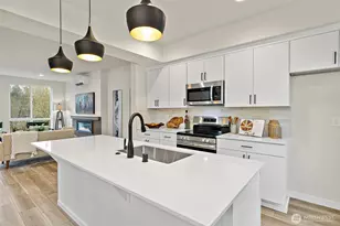 5015 144th St SW, Edmonds, WA 98026 - Photo 9