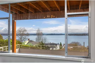 913 Lake Washington Boulevard S, Seattle, WA 98144 - Photo 11