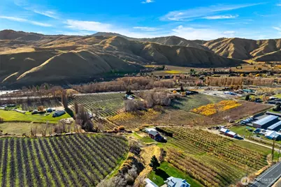 3765 Iroquois Lane, Wenatchee, WA 98801 - Photo 5
