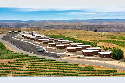 23692 Cliffe Pointe Road NW #5B, Quincy, WA 98848 - Photo 1