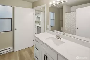 10506 NE 32nd Pl, Bellevue, WA 98004 - Photo 15