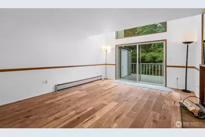 1210 101st Place NE #1210, Bellevue, WA 98004 - Photo 7