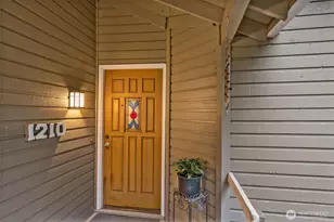 1210 101st Pl NE, Bellevue, WA 98004 - Photo 3