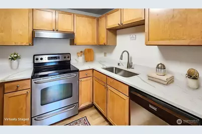 1215 S 237th Lane #1308, Des Moines, WA 98198 - Photo 5