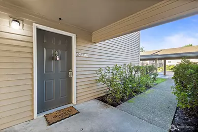 1215 S 237th Lane #1308, Des Moines, WA 98198 - Photo 27