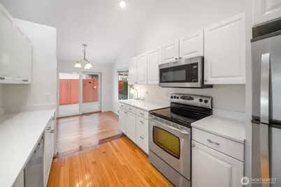 9800 Steamboat Island Road NW, Olympia, WA 98502 - Photo 13