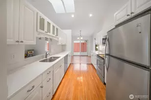 9800 Steamboat Island Road Northwest, Olympia, WA 98502 - Photo 11