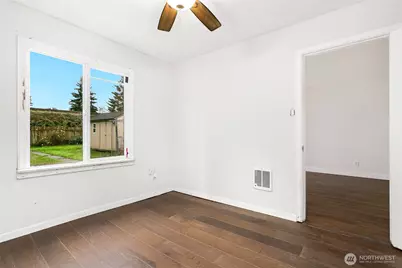 806 5th Street SE, Auburn, WA 98002 - Photo 11