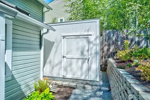 2016 14th Ave W, Seattle, WA 98119 - Photo 27