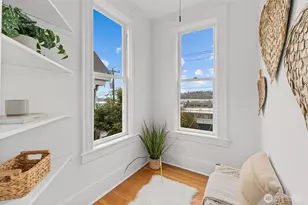 2016 14th Ave W, Seattle, WA 98119 - Photo 23