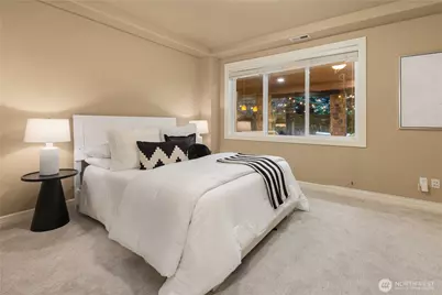 14716 SE 83rd Place, Newcastle, WA 98059 - Photo 23