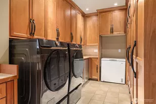 14716 SE 83rd Pl, Newcastle, WA 98059 - Photo 13