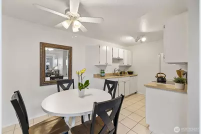 6110 24th Avenue NW #203, Seattle, WA 98107 - Photo 11