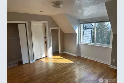 215 W Kinnear Place, Seattle, WA 98119 - Photo 29