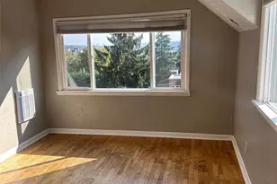215 W Kinnear Pl, Seattle, WA 98119 - Photo 29