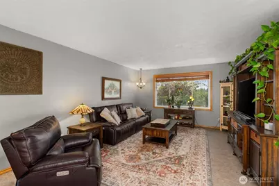 126 Riverview Drive, Chehalis, WA 98532 - Photo 9