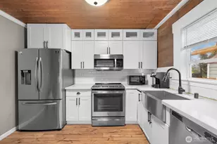 1025 S 84th St, Tacoma, WA 98444 - Photo 3