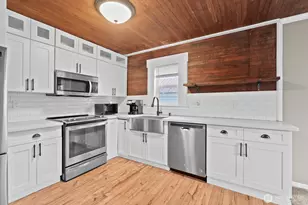 1025 S 84th St, Tacoma, WA 98444 - Photo 5