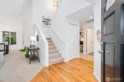 24221 SE 38th Place, Sammamish, WA 98029 - Photo 3