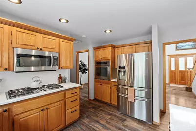 7613 176th Avenue E, Bonney Lake, WA 98391 - Photo 9