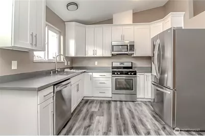 1005 28th Street SE #A, Auburn, WA 98002 - Photo 13