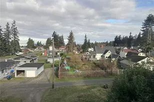 1411 E 5th St, Port Angeles, WA 98362 - Photo 3