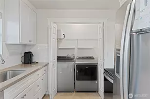 12162 Ainsworth Ave S, Tacoma, WA 98444 - Photo 5