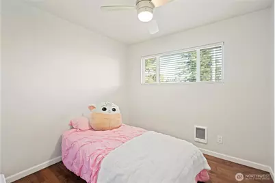 12162 Ainsworth Avenue S, Tacoma, WA 98444 - Photo 9