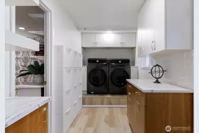 2106 E Avenue, Anacortes, WA 98221 - Photo 17