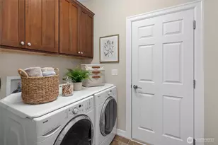 8327 Vashon Dr NE, Lacey, WA 98516 - Photo 15