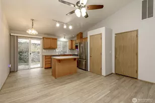 6814 144th St Ct E, Puyallup, WA 98375 - Photo 3